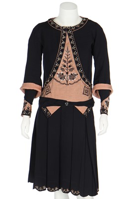 Lot 364 - A rare Paul Poiret peasant-style embroidered day dress, 1924-26