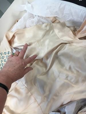 Lot 367 - A Jeanne Lanvin couture pale pink satin evening gown 'Barbarie', Autumn-Winter 1934-35