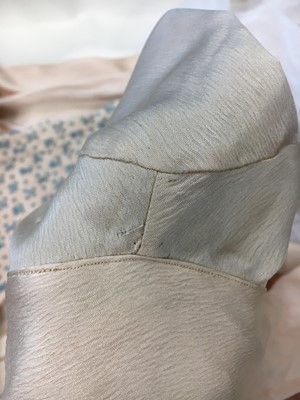 Lot 367 - A Jeanne Lanvin couture pale pink satin evening gown 'Barbarie', Autumn-Winter 1934-35