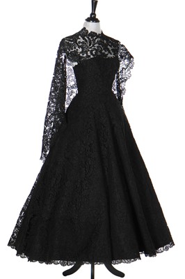 Lot 390 - A fine Balenciaga couture lace evening gown, Autumn-Winter 1951