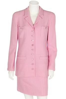 Lot 218 - A Chanel boutique baby-pink wool summer suit, Spring-Summer 1996