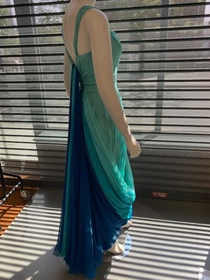 Lot 388 - A Jean Dessès draped chiffon evening gown, 'Silhouette' collection, Spring-Summer 1951