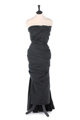 Lot 136 - A Balenciaga couture black silk taffeta...