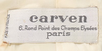 Lot 141 - A Carven couture appliquéd summer suit, circa...
