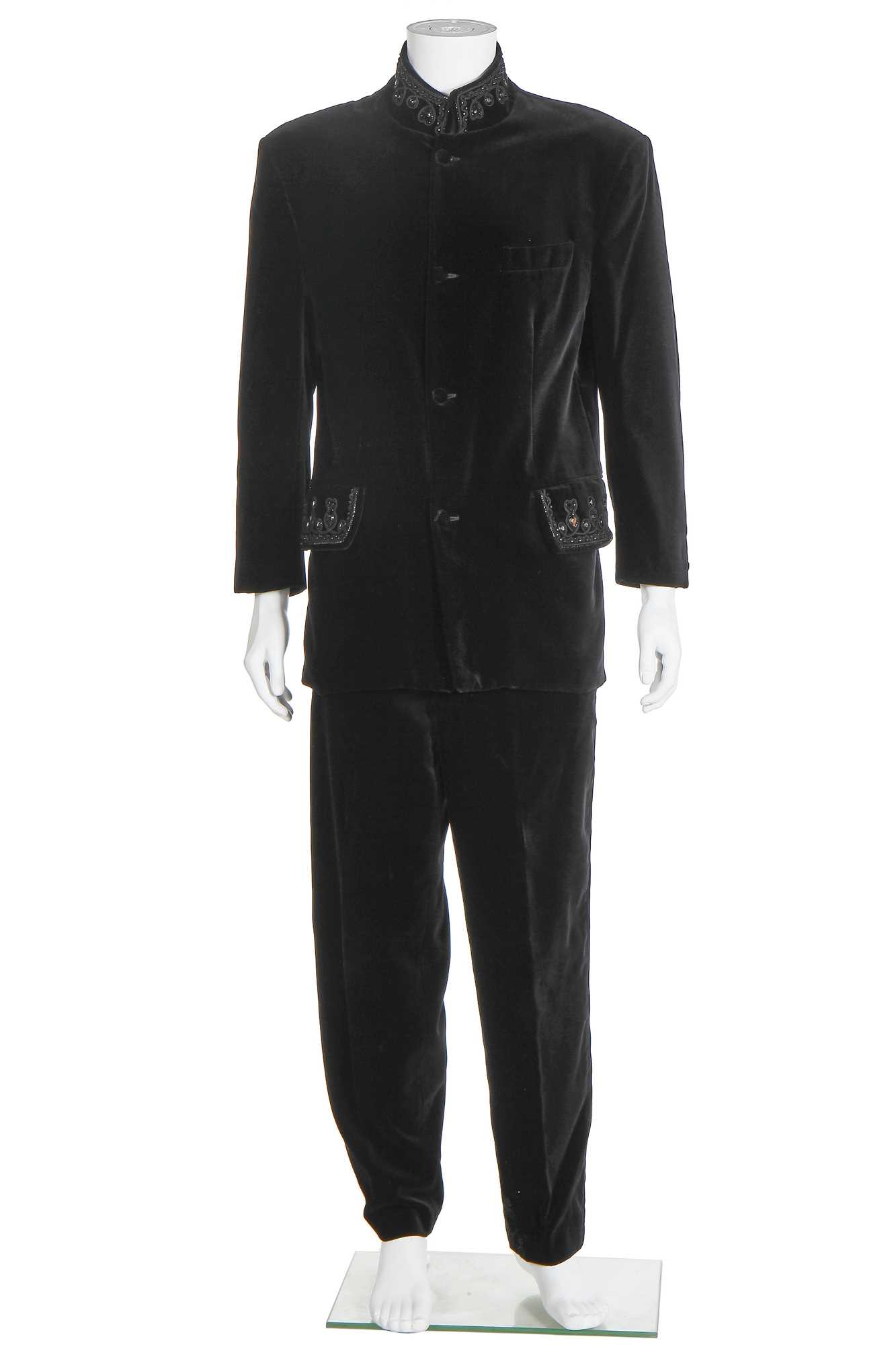 Lot 88 - A Richard James men's black velvet evening suit, probably Autumn-Winter 1989