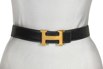 Lot 95 - An Hermès reversible leather belt, 1990s