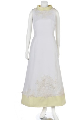 Lot 180 - A Balmain evening gown of white woven cotton by Staron, model 'Narcissus', late 1960s
