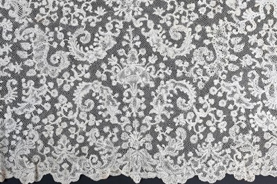 Lot 256 - A large Flemish bobbin lace flounce, early 18th century