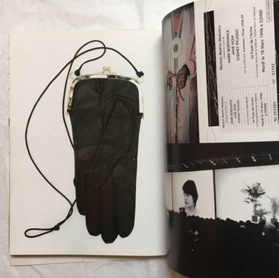 Lot 192 - A Martin Margiela black leather 'glove' purse, Spring-Summer 1999
