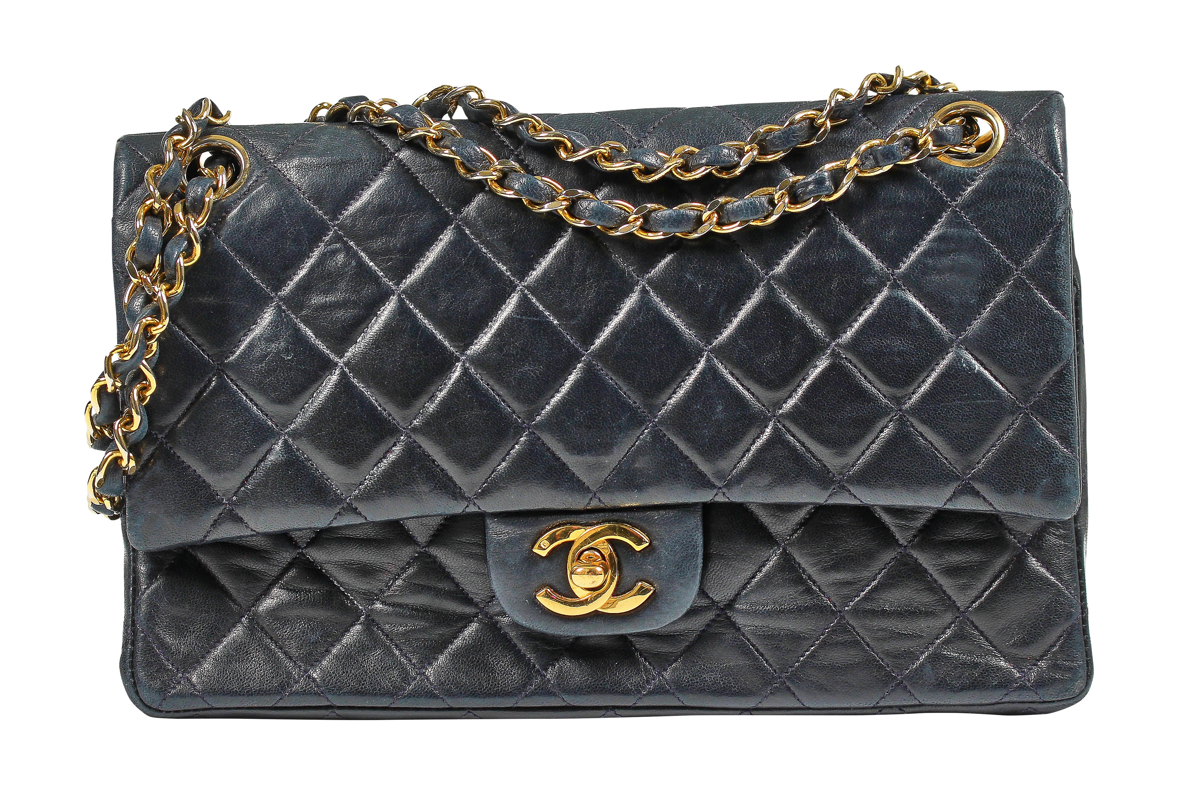 Chanel Vintage 1980s Matelasse Quilted Navy Blue Lambskin Leather Shou – Amarcord  Vintage Fashion