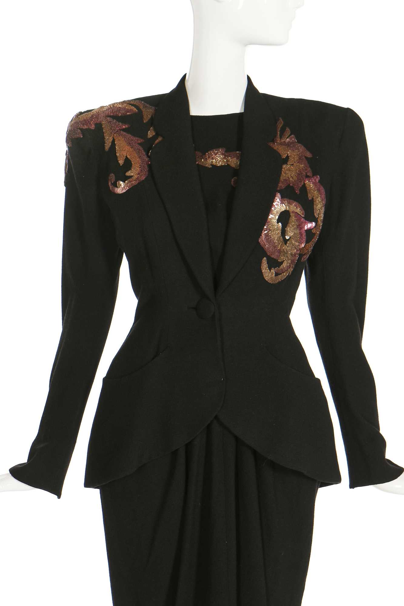Click for high resolution Lot 74 - A Jeanne Lanvin haute couture dinner ensemble, Autumn-Winter 1947-48