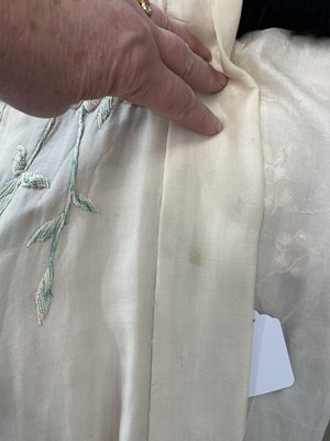 Lot 313 - A group of oriental robes, Chinese and Japanese, dating from the 1930s