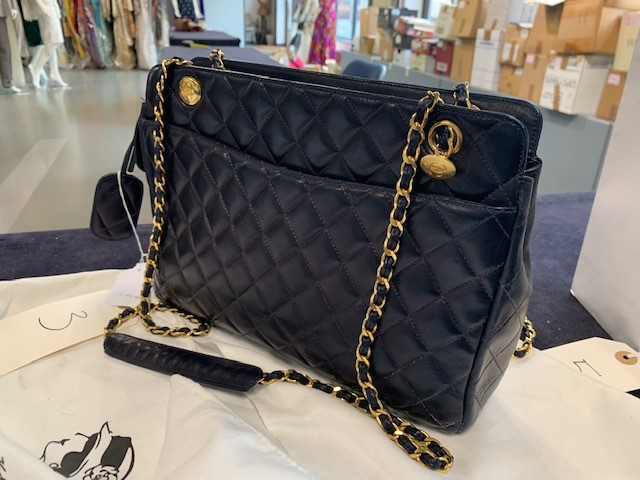 Chanel Navy Blue Quilted Leather CC French Wallet For Sale at 1stDibs