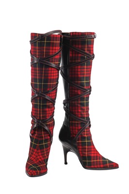 Lot 408 - A rare complete Alexander McQueen tartan ensemble, 'Joan' collection, Autumn-Winter 1998-99