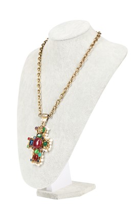 Lot 14 - A fine Chanel gilt chain necklace with large bejewelled crucifix pendant, 1971-1981