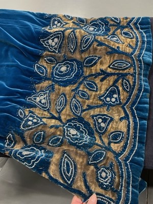 Lot 70 - A Steins of New York teal cut-velvet and lamé opera coat, 1930s