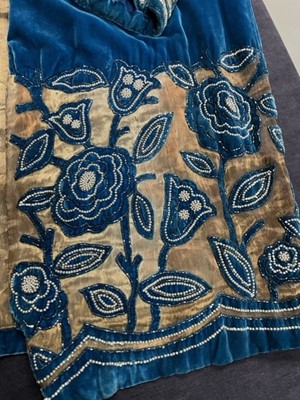 Lot 70 - A Steins of New York teal cut-velvet and lamé opera coat, 1930s