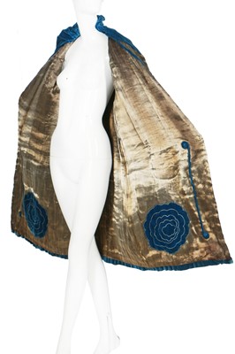 Lot 70 - A Steins of New York teal cut-velvet and lamé opera coat, 1930s