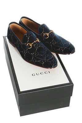 Lot 114 - A pair of Gucci men's cut velvet loafers, 2000s