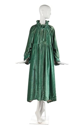 Lot 230 - A jade-green velvet opera coat, 1918-20