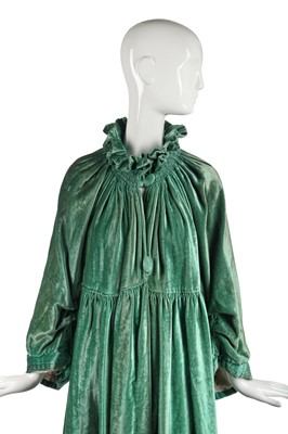 Lot 230 - A jade-green velvet opera coat, 1918-20