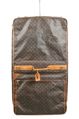Lot 8 - A Louis Vuitton monogrammed canvas and leather suit carrier