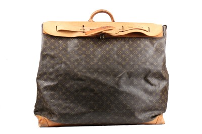 Lot 4 - A Louis Vuitton Steamer bag in monogrammed canvas and leather