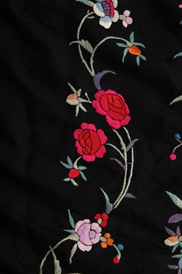 Lot 256 - A Cantonese embroidered shawl, Chinese, 1920s