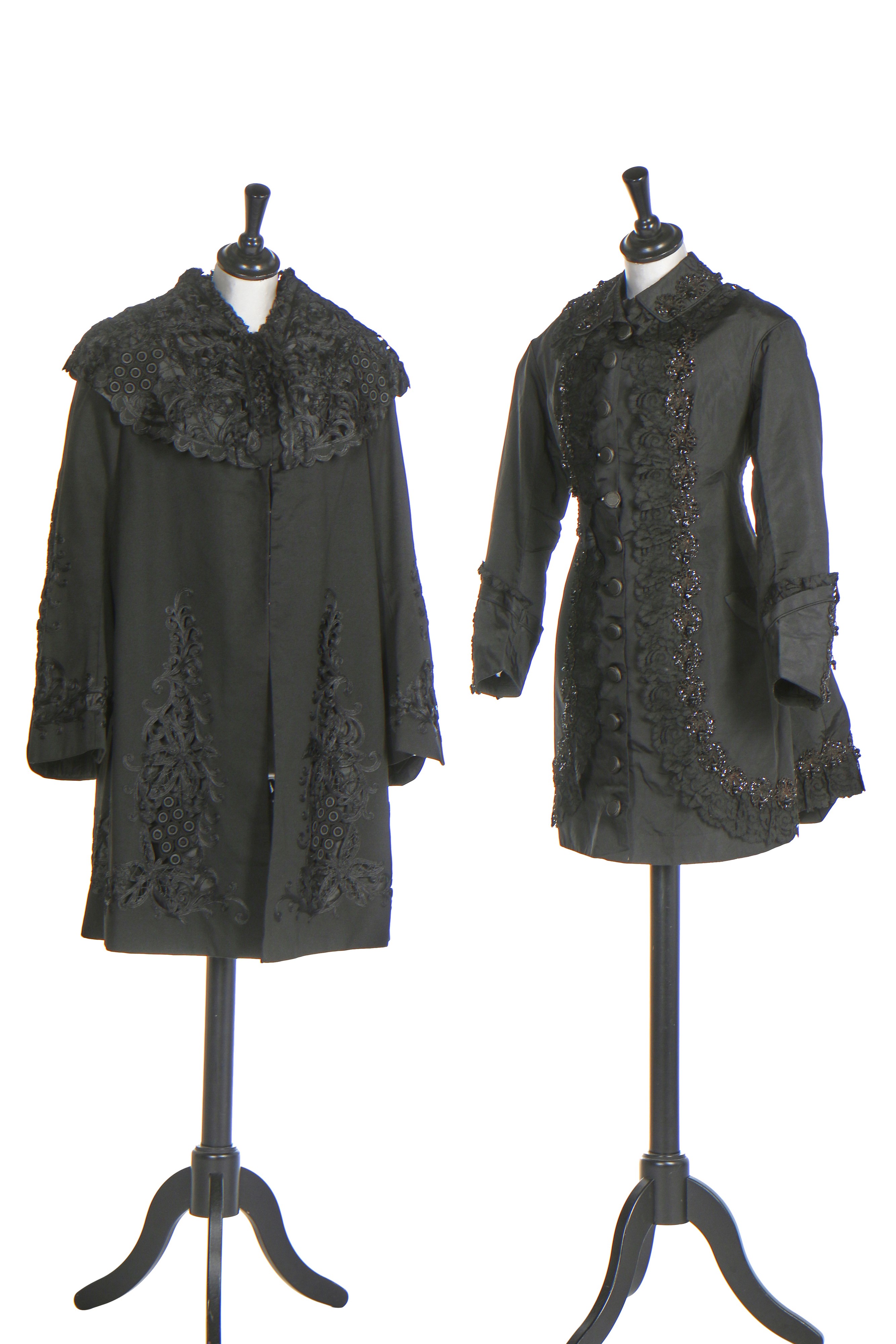 Lot 392 - A group of black garments,