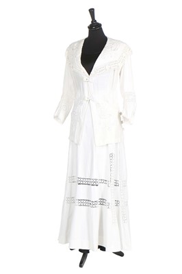 Lot 404 - A group of white summer wear, 1910-18