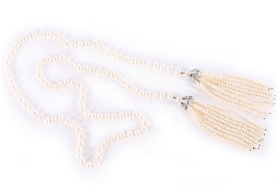 Lot 93 - A cultured pearl rope necklace, modern,...