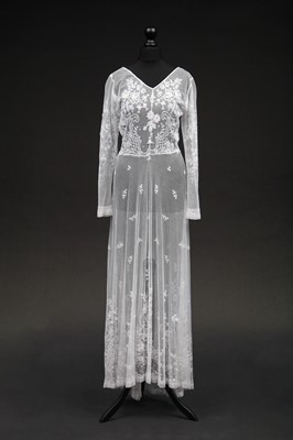 Lot 414 - A group of Victorian/Edwardian summer wear