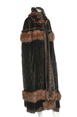 Lot 358 - A goffered lace and brown velvet evening cape, circa 1920