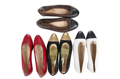 Lot 71 - Four pairs of Chanel ballet pumps, mainly 1980s