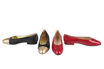 Lot 71 - Four pairs of Chanel ballet pumps, mainly 1980s