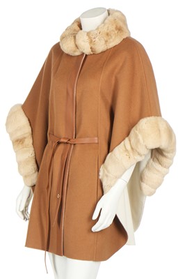 Lot 85 - A Loro Piana 'Salzburg' vicuña and baby cashmere cape, modern