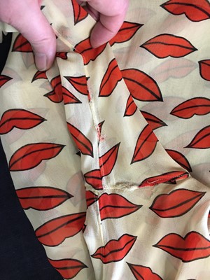 Lot 259 - A rare Yves Saint Laurent 'Lips' printed chiffon blouse, 1971