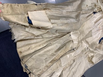 Lot 422 - A gentleman's embroidered blue silk frock coat, 1780s