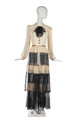 Lot 266 - A Jeanne Lanvin ivory chiffon-gauze and black lace evening gown, 1937-38