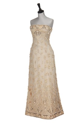 Lot 293 - A Christian Dior couture by Marc Bohan debutante gown, 1964