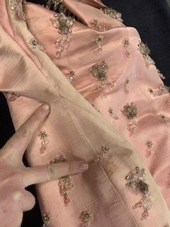 Lot 174 - A Balenciaga couture pale-pink satin evening ensemble, Autumn-Winter 1963-64