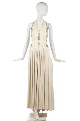 Lot 268 - A Maison Worth ivory silk jersey evening gown, circa 1938