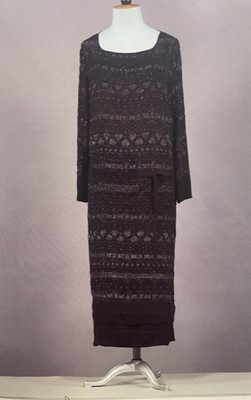 Lot 234 - A beaded tunic/overdress, attributed to Gabrielle Chanel, Spring-Summer 1922