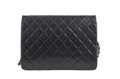 Lot 4 - A Chanel navy quilted lambskin leather flap bag, probably 1980s