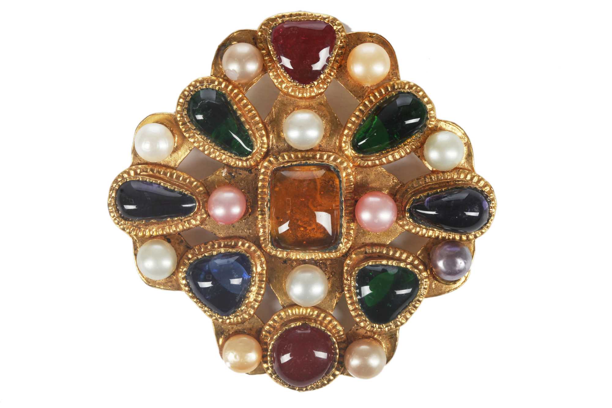 Lot 37 - A Gripoix for Chanel pâte de verre and pearl brooch, late 1980s-early 1990s