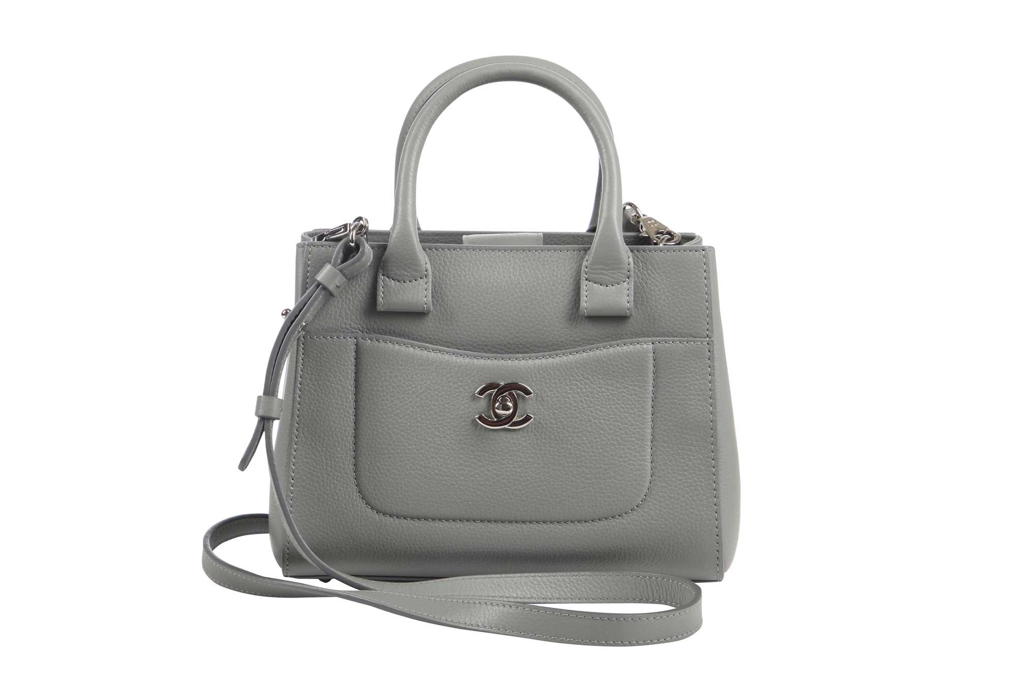 Lot 7 - A Chanel Neo Executive mini tote bag in grey calfskin leather, 2017
