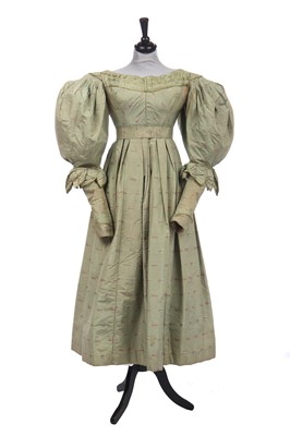 Lot 415 - A group of 19th-early 20th century women's dress