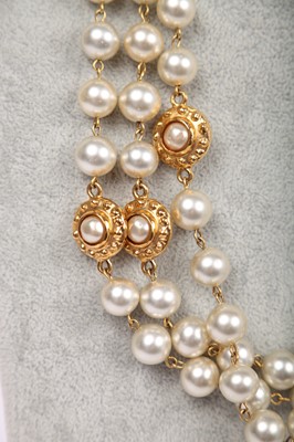 Lot 14 - A Chanel extra long 'pearl' sautoir, 1984