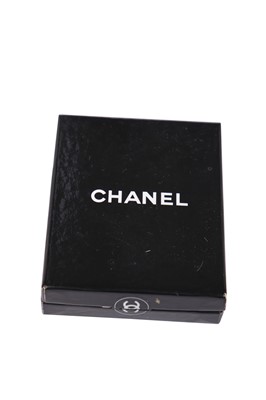 Lot 18 - A Chanel chunky gilt chain choker, circa 1990