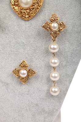 Lot 13 - A Chanel 'pearl' necklace with gilt metal diamond-shaped medallion with scroll work, circa 1990
